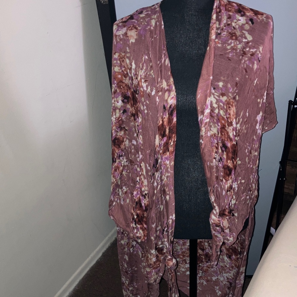 Love Stitch Floral Pink Poncho